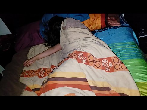 ❤️ Üvey oğul, genç üvey annesini uyurken azarlıyor. Güzel porno tr.https-tubsexer.ru ❌❤